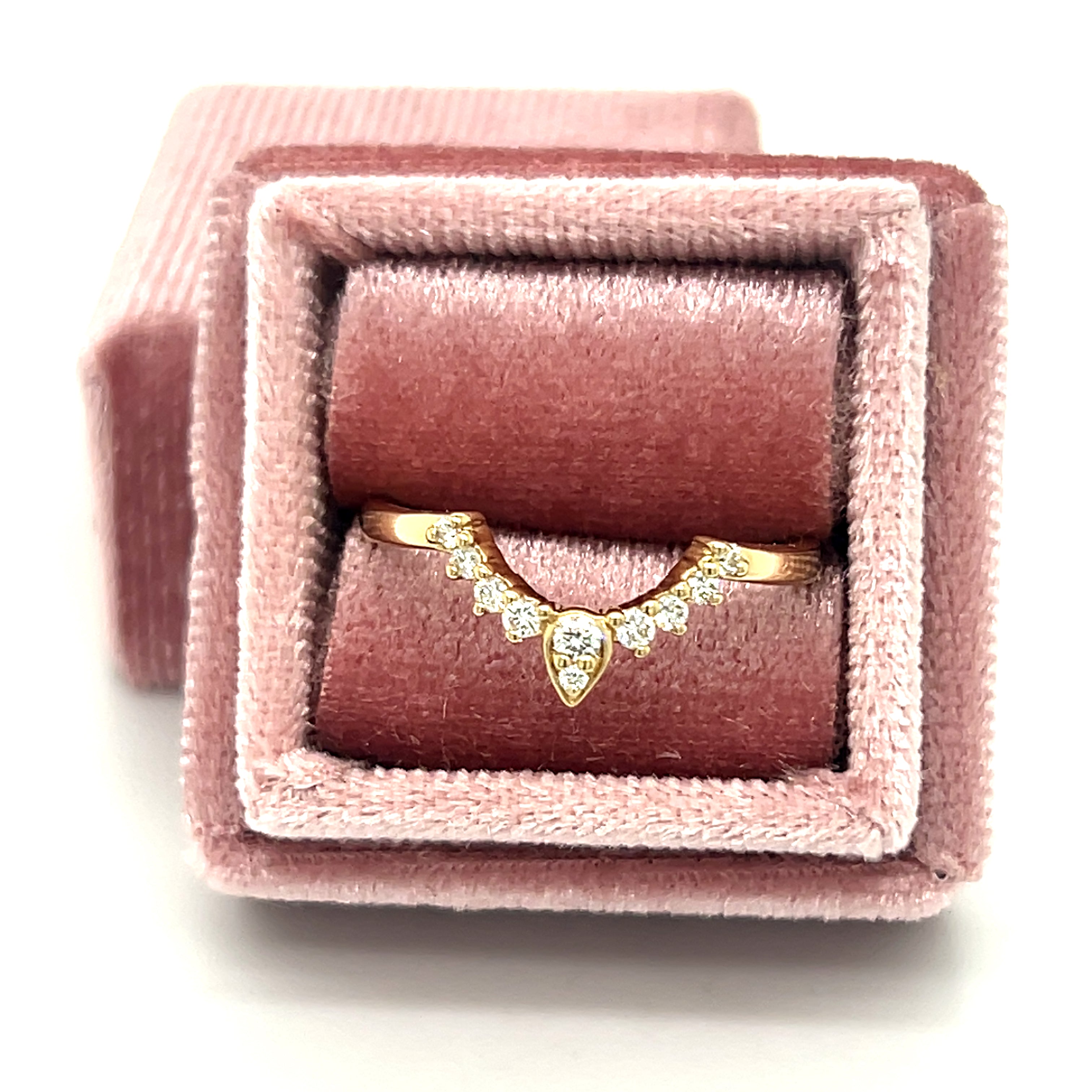 Yellow Gold Round Diamond Contour Chevron Wedding Anniversary Stackable Fashion Ring