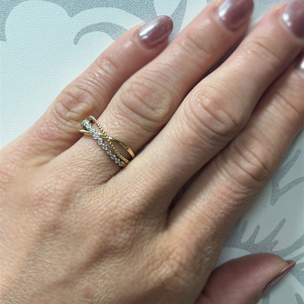 10K Yellow and White Gold 0.18 Carat Total Weight Diamond, Plain and Rope Criss Cross Band Ring