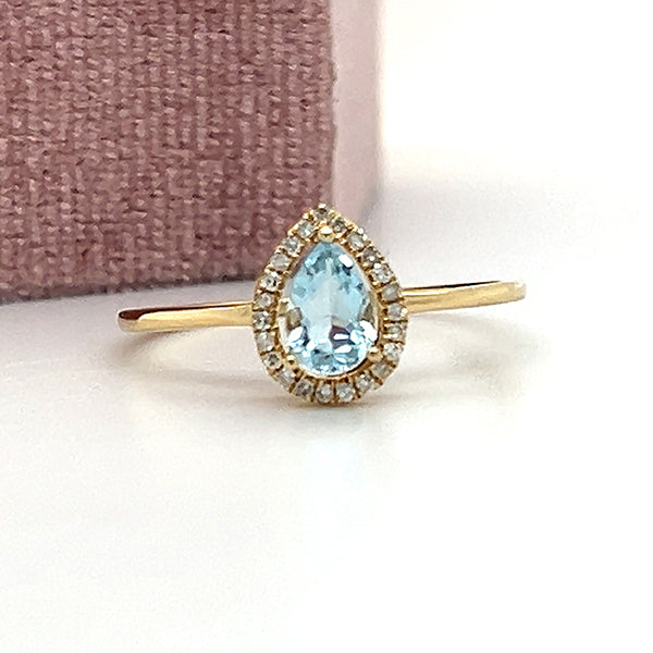 10K Yellow Gold Pear-Shaped Aquamarine and Diamond Halo Ring