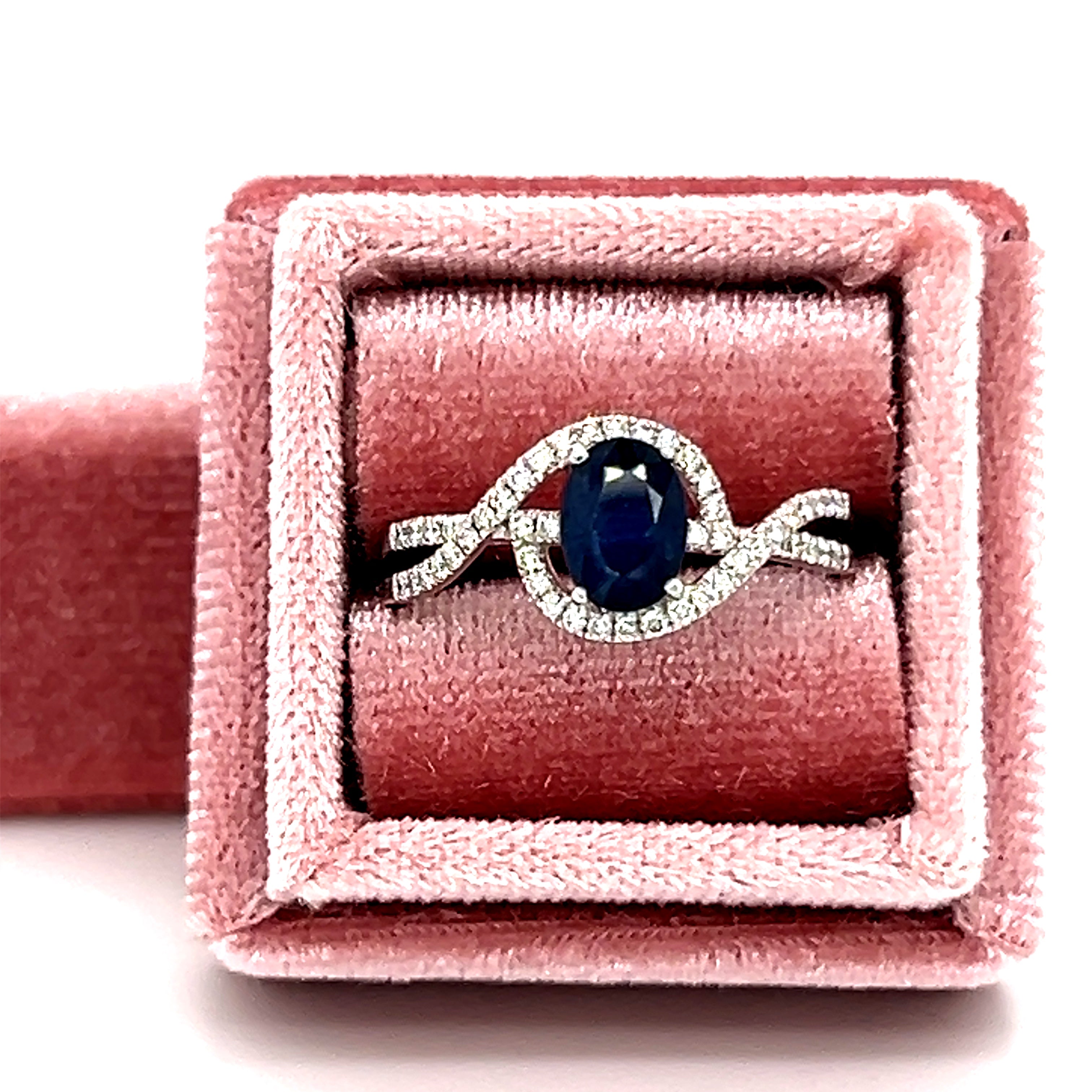 14K White Gold 1CT Sapphire .25 Carat Total Weight Diamond Ring