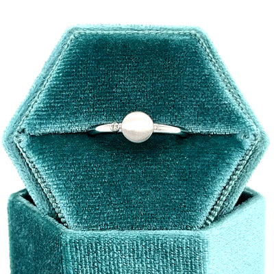 10K White Gold ,01 CT Diamond Round Signet Ring
