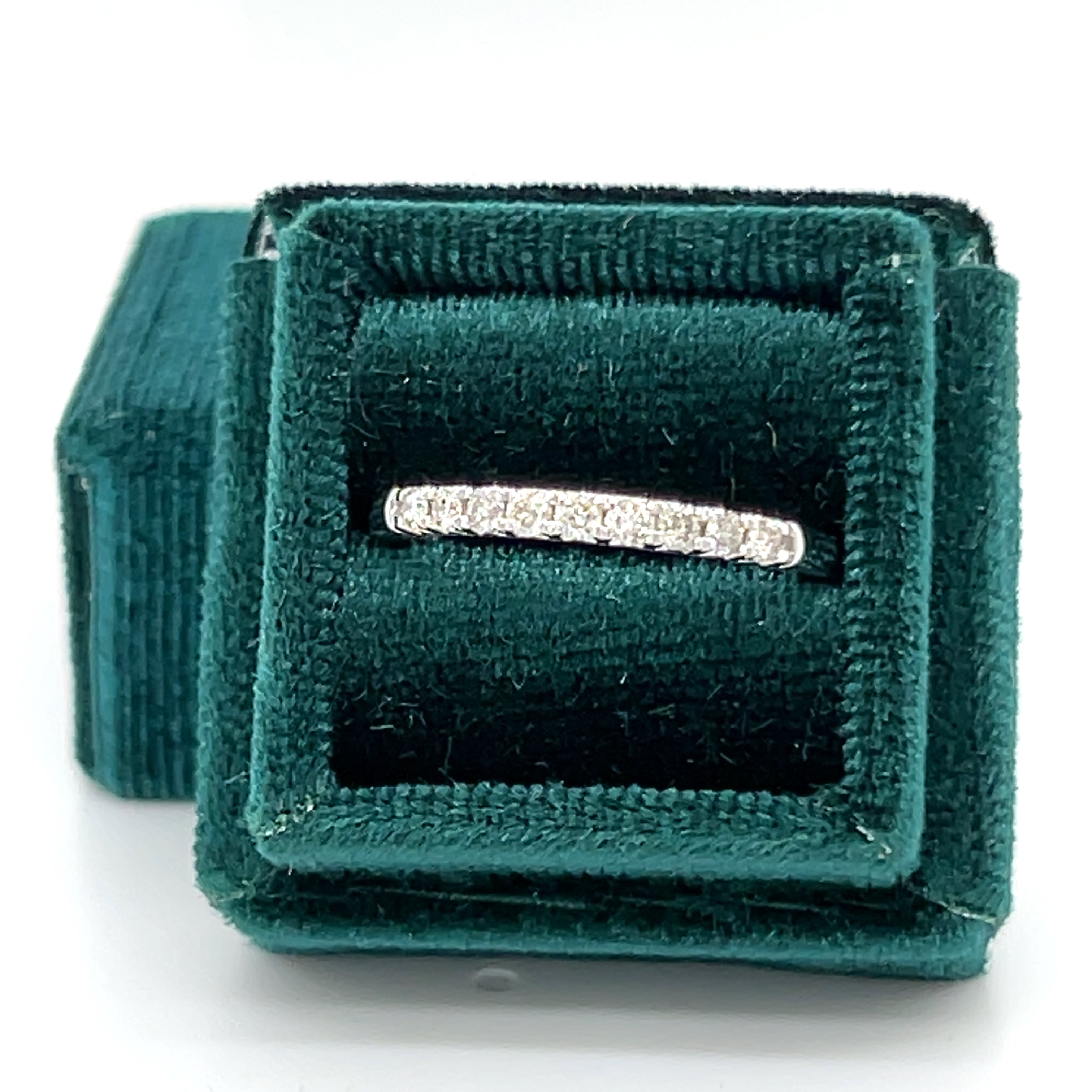10K White Gold 0.25 Carat Total Weight Diamond Wedding Anniversary Stackable Band Ring