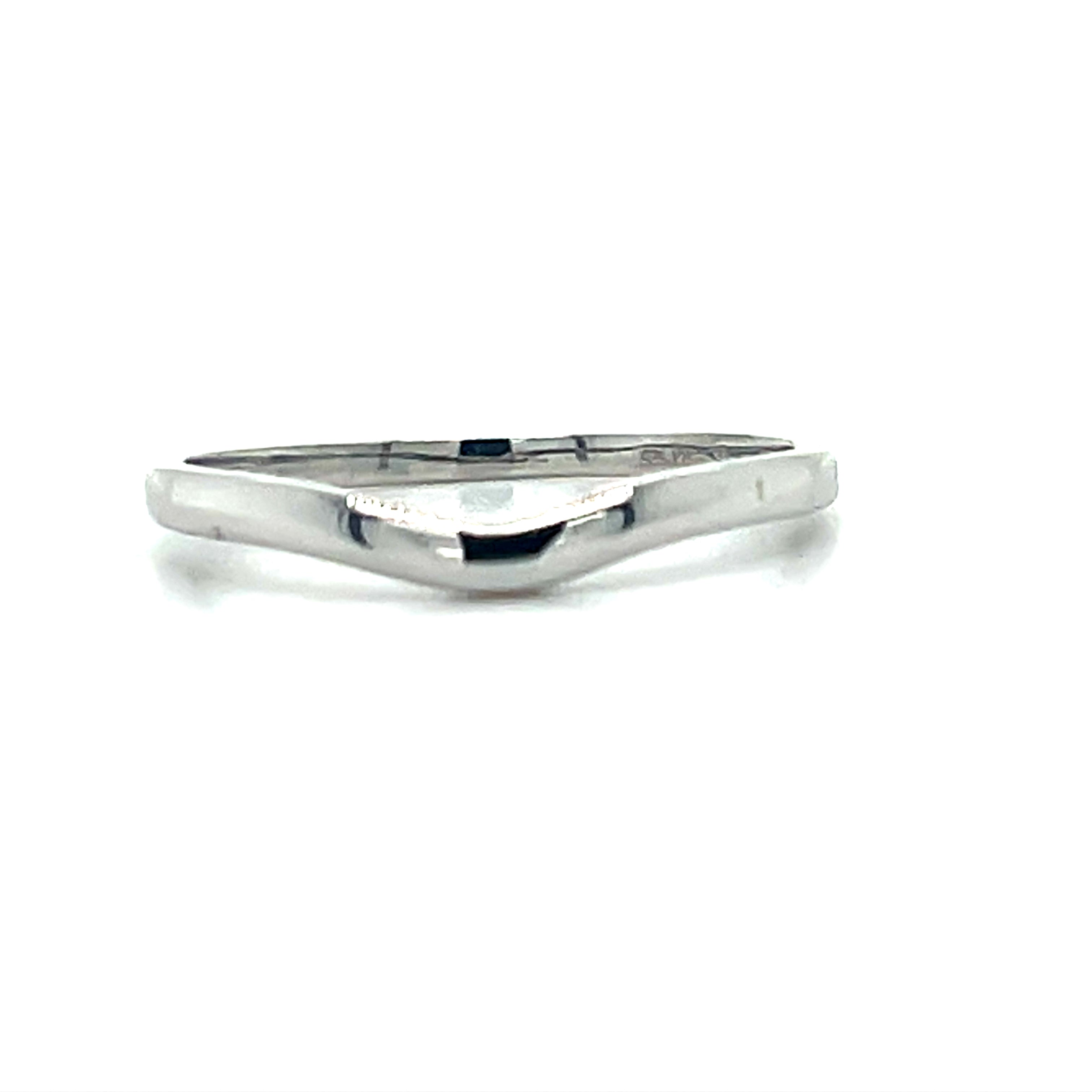Women's 10K White Gold Curved Wedding Band