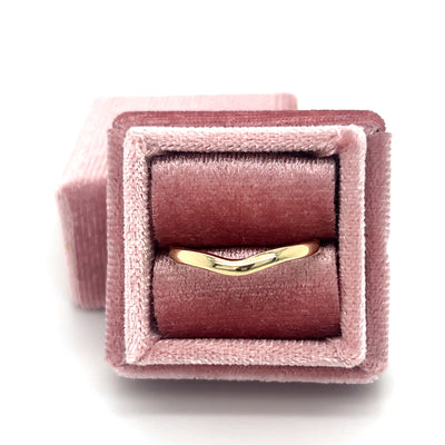 10K Yellow Gold Curved Wedding Band – Women’s
