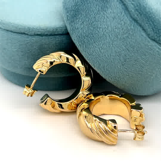 "Larissa" 14K Yellow Gold Hoop Earrings Estate LOI1124