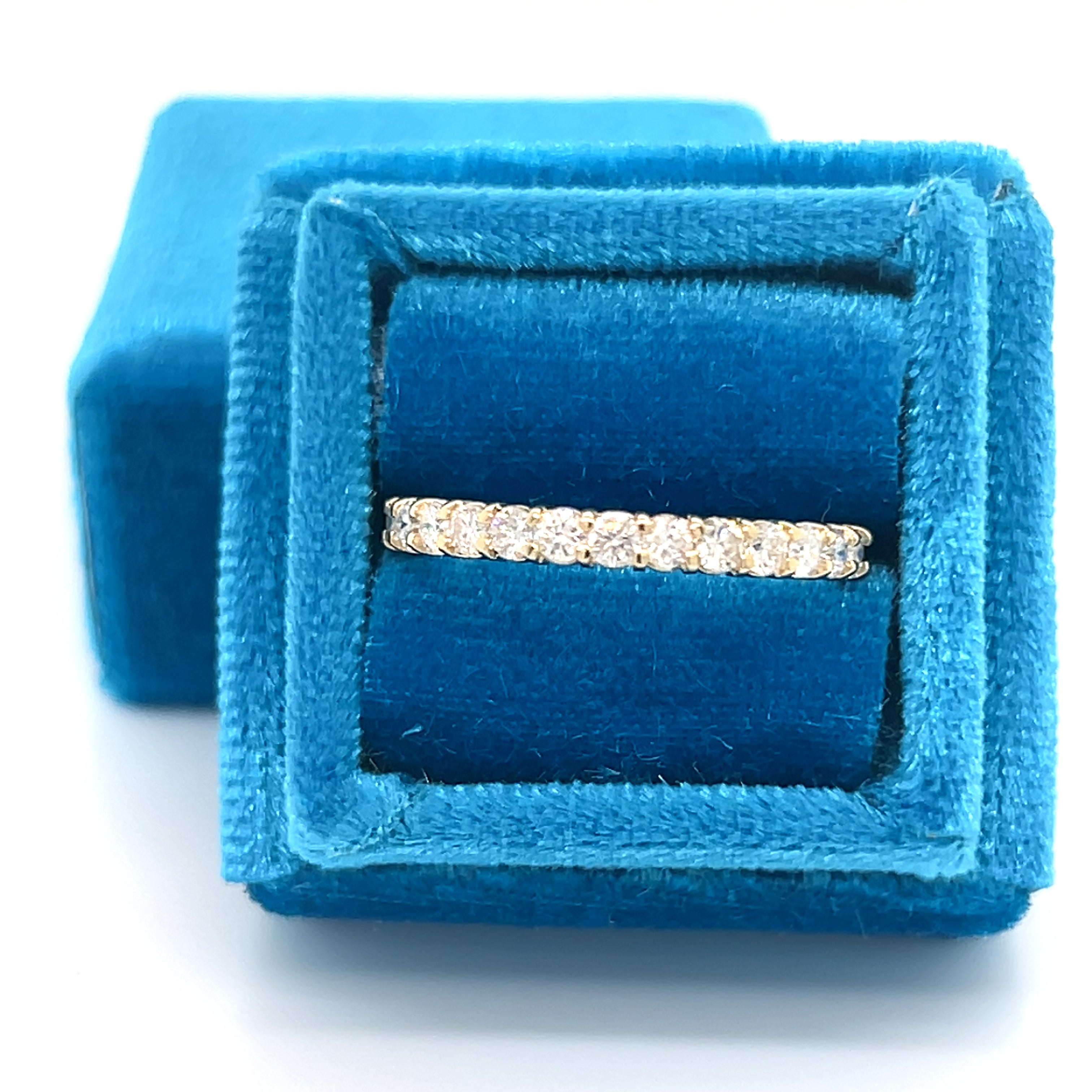 10K Yellow Gold 1/2 Carat Total Weight Diamond Band