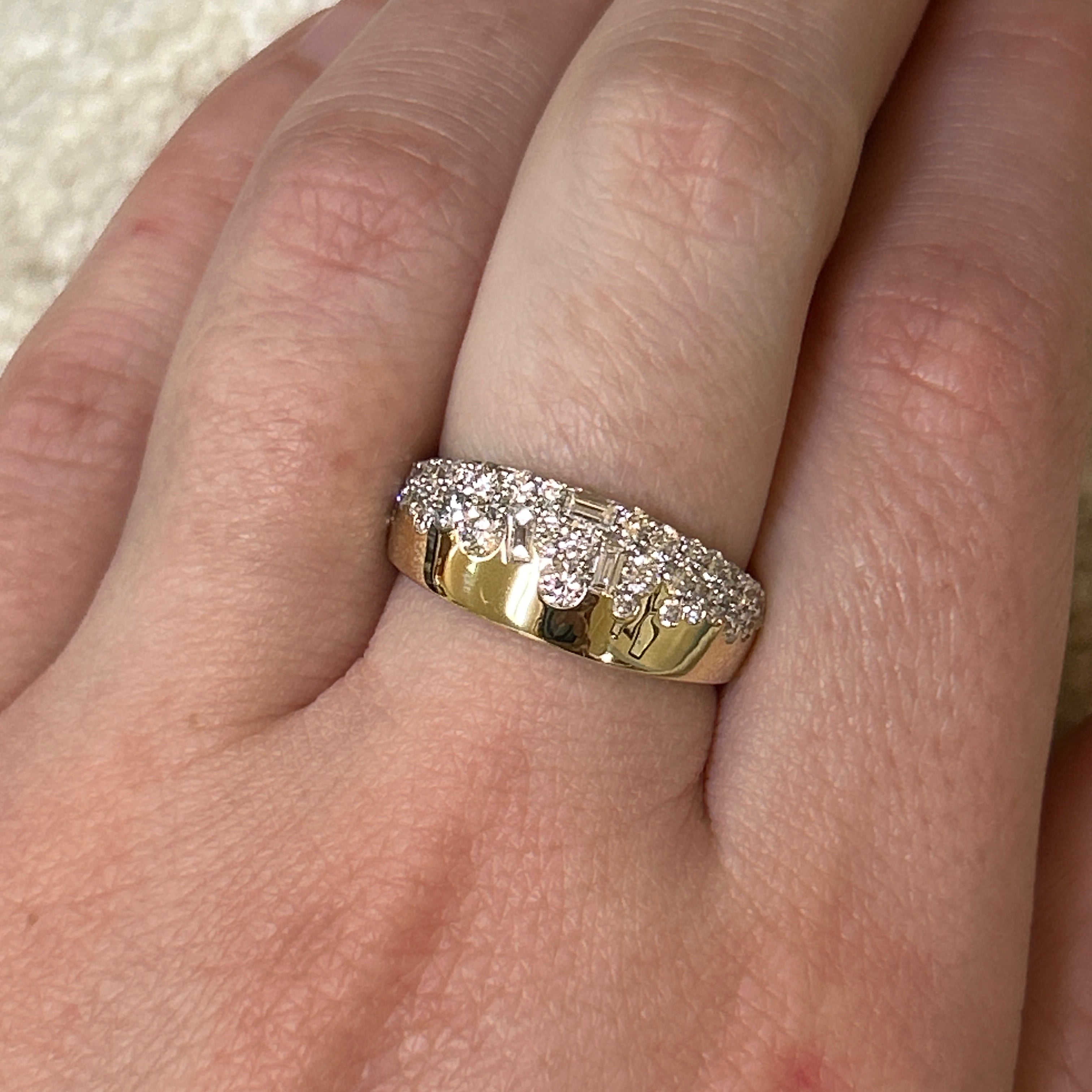 10K Yellow Gold 1.00 Carat Total Weight Lab Diamond Fashion Band Ring