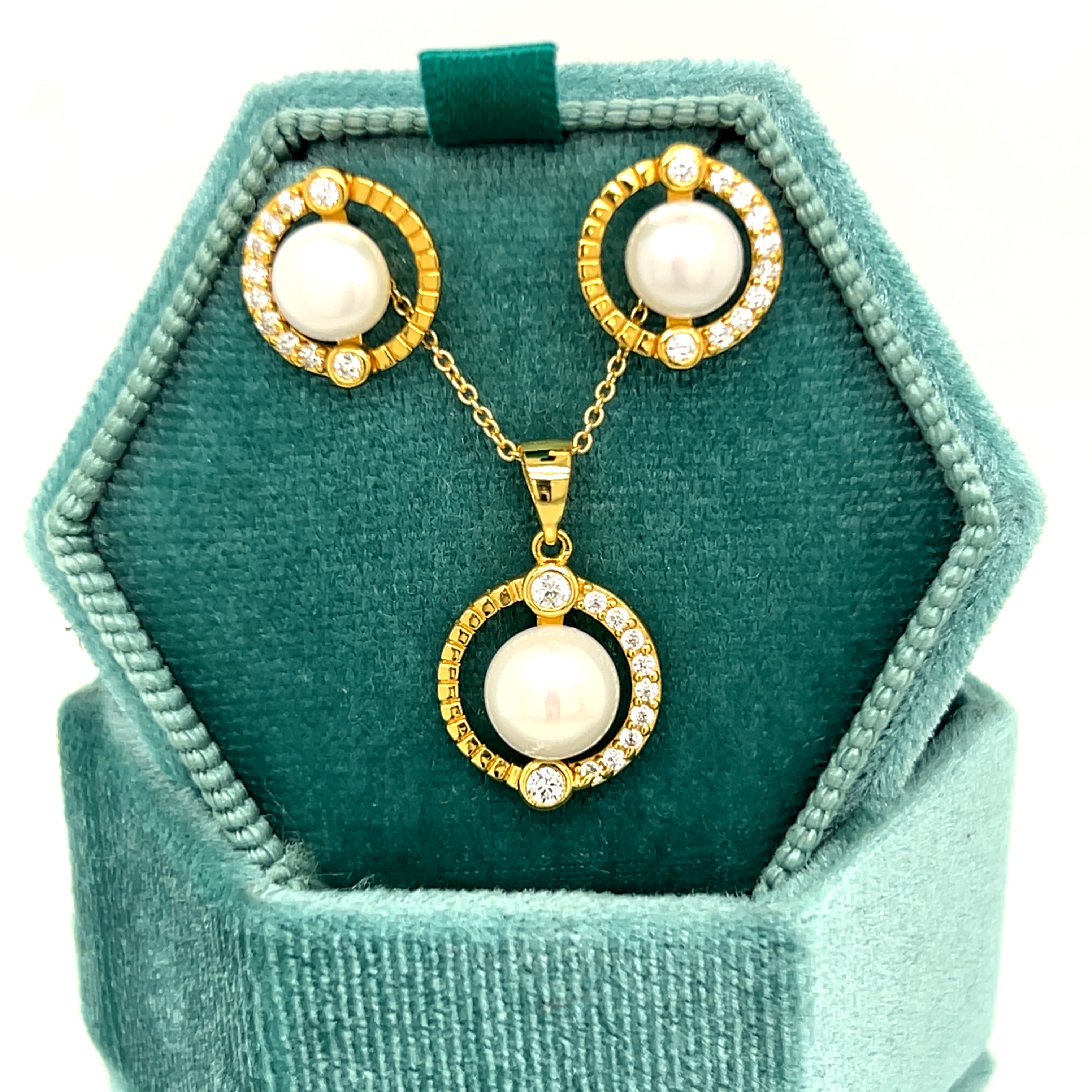 Sterling Silver Yellow Rhodium Pearl in Circle with Cubic Zirconia Halo Pendant and Earring Set