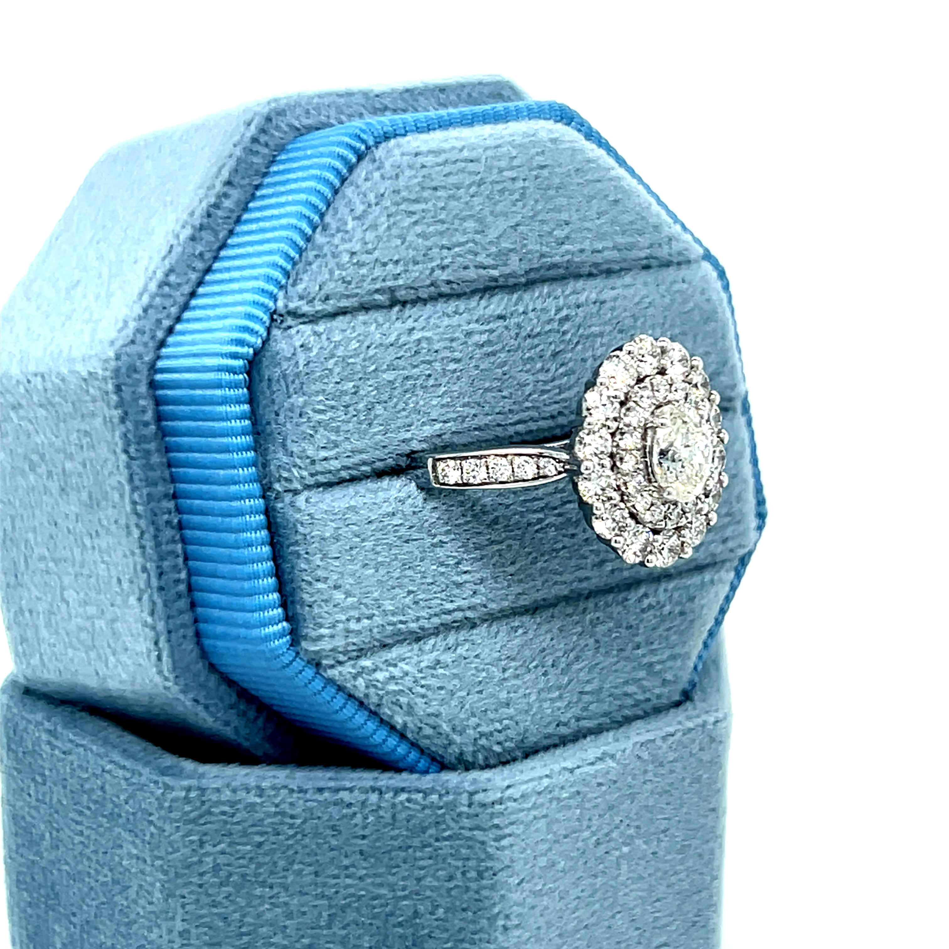 14K White Gold 0.50CT (1) Oval Diamond Center & 1.01 Carat Total Weight (41) Round Diamond Engagement or Anniversary Ring