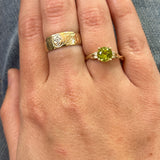 14K Yellow Gold 1.35CT (1) Peridot & 0.06 Carat Total Weight (4) Round Diamond Ring