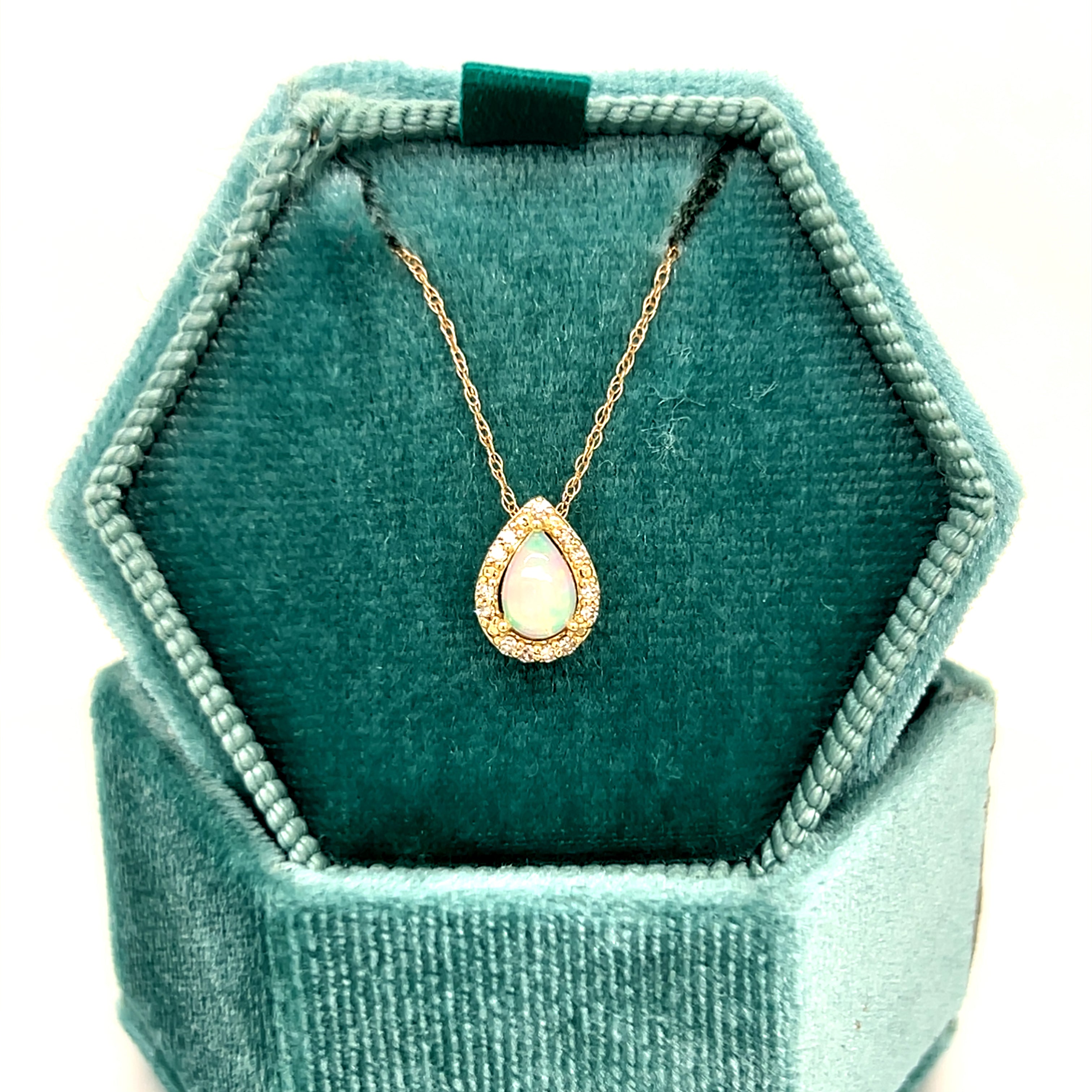 10K Yellow Gold Opal and 0.06 Carat Total Weight Diamond Pendant
