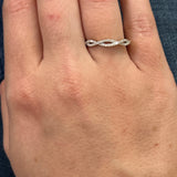 10K Yellow Gold 0.12 Carat Total Weight Twisted Diamond Band