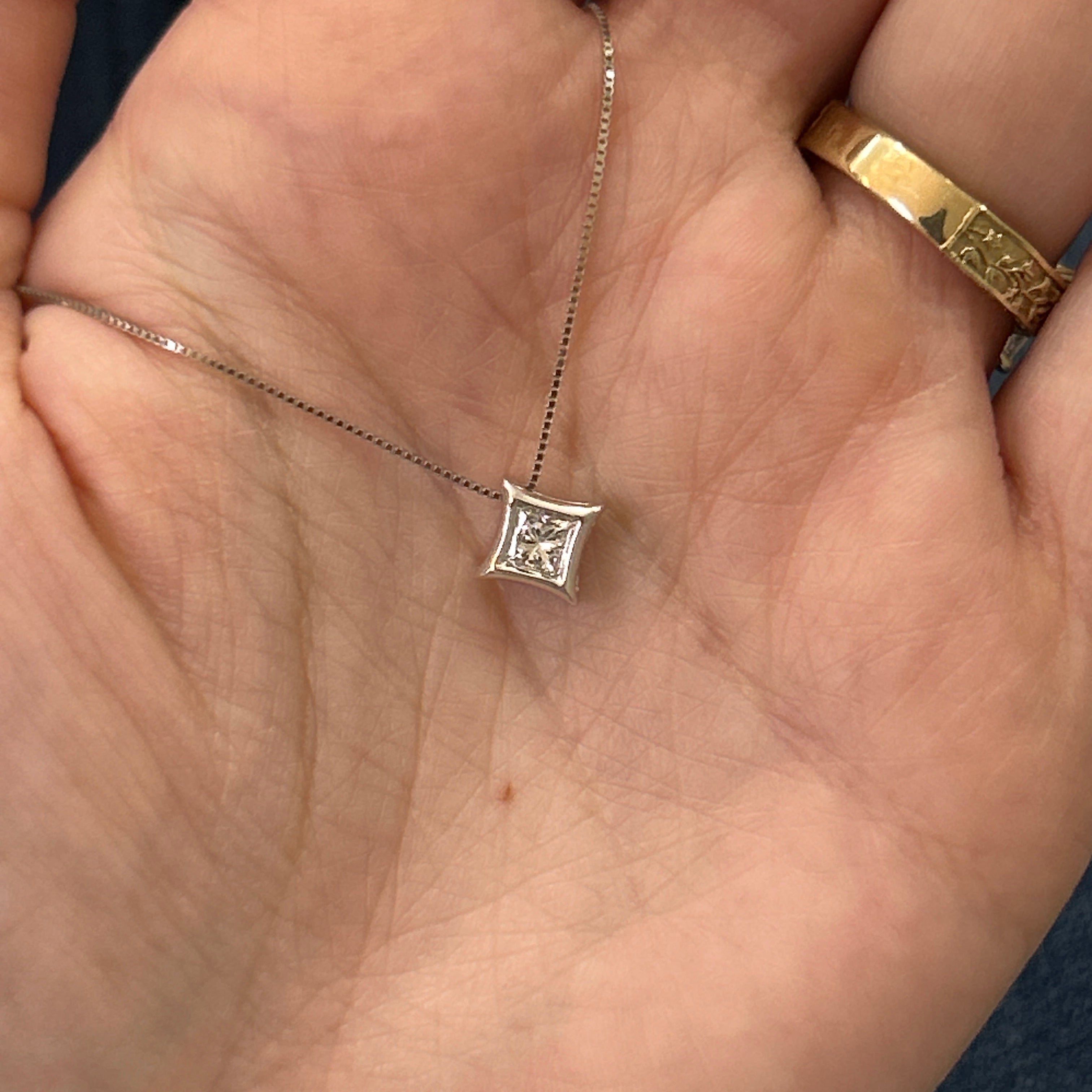 14K White Gold 0.25CT Diamond Starra Fashion Necklace
