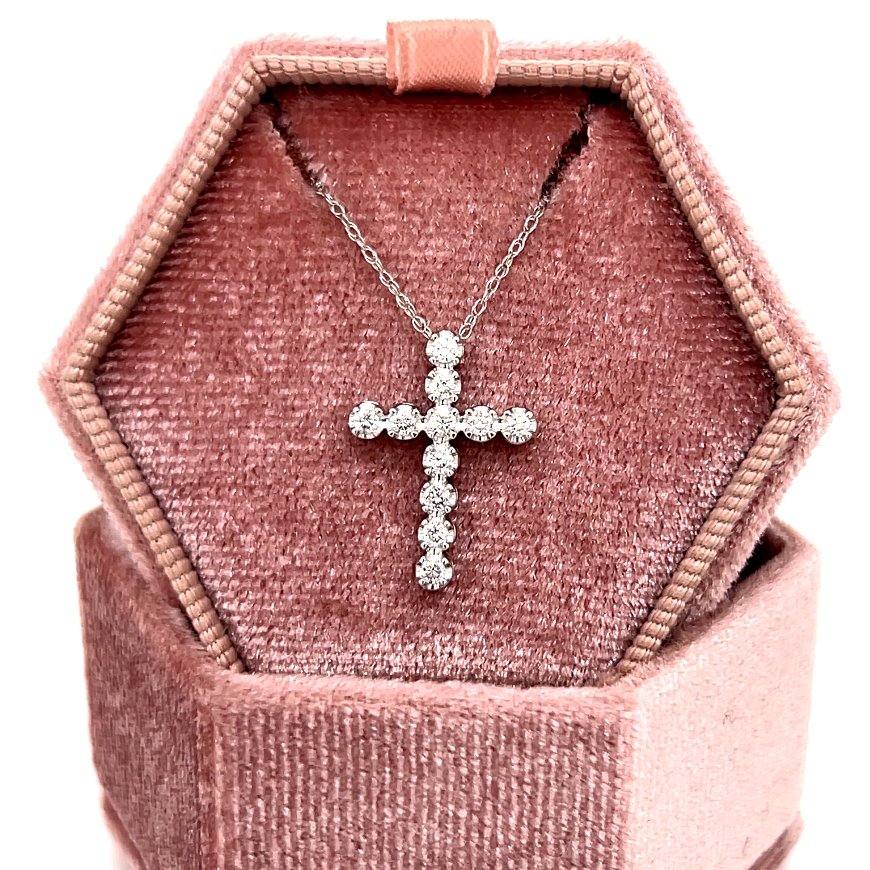 10K White Gold 0.25 Carat Total Weight Diamond Cross Pendant