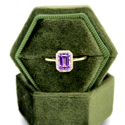 10K Yellow Gold 1,00CT Emerald-Cut Amethyst and 0.08 Carat Total Weight Diamond Ring