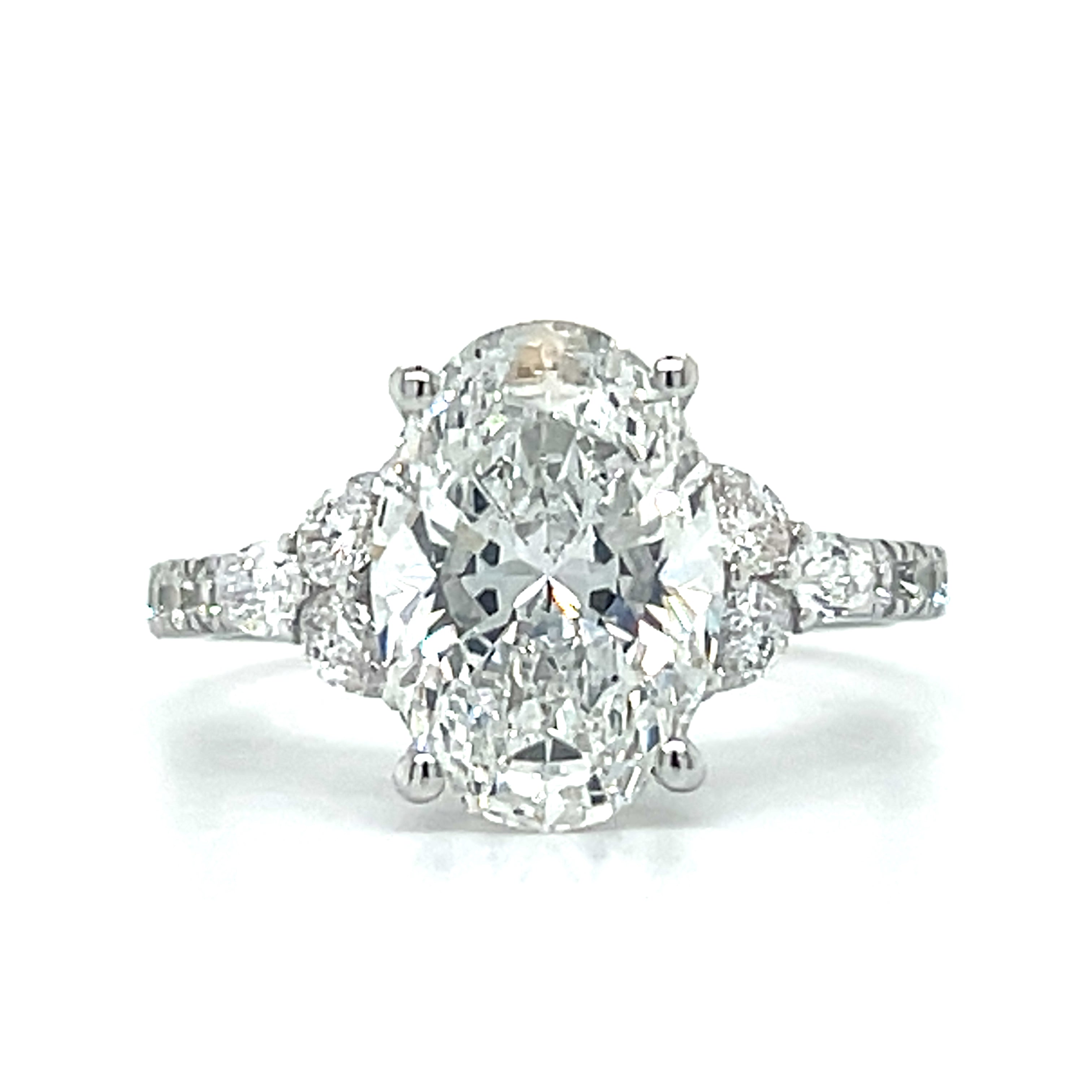 14K White Gold 3.90 Carat Total Weight Lab Grown Diamond Fashion Ring IGI #825605929