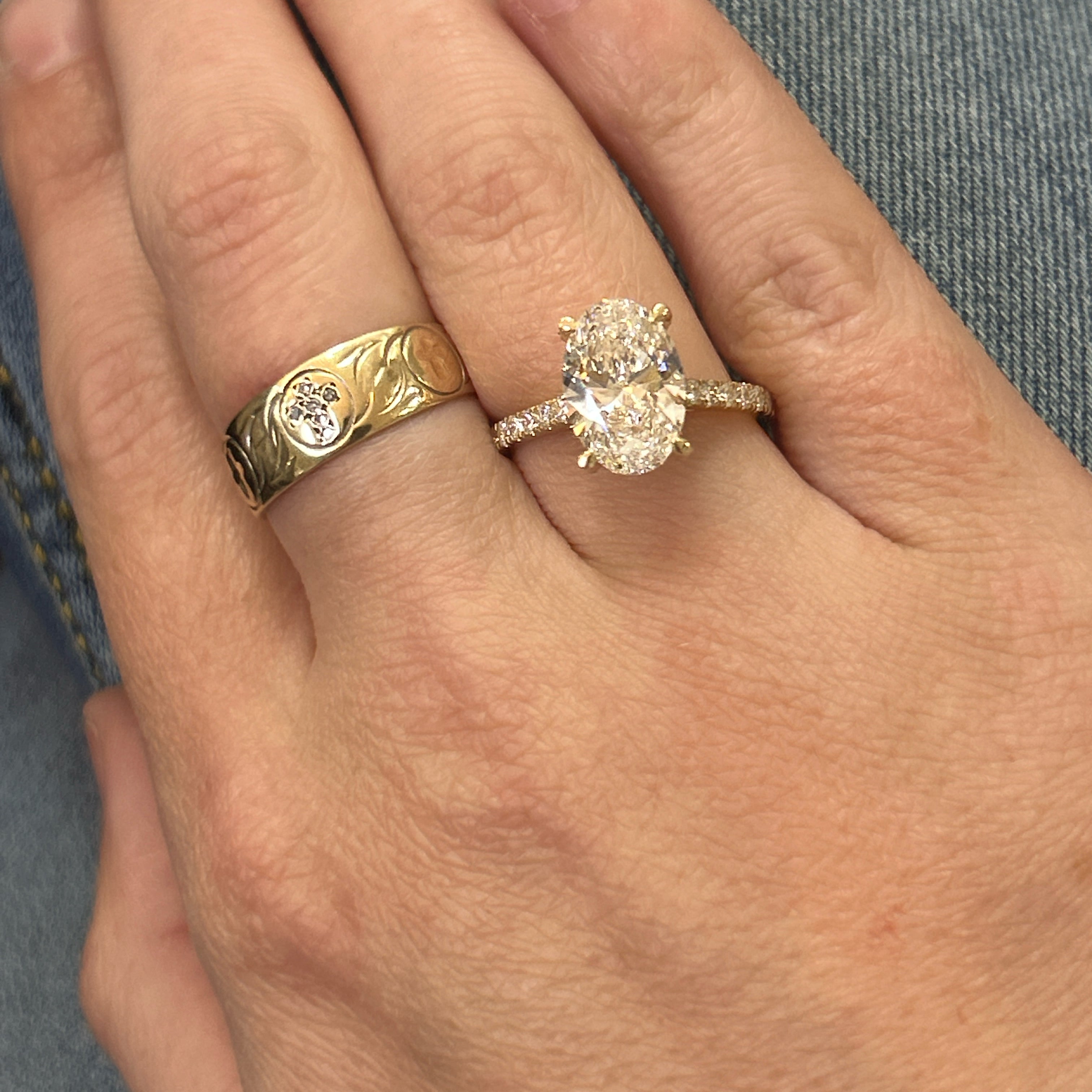 14K Yellow Gold 3.82 Carat Total Weight (3.00 CT Oval Center) Side Stone Ring IGI #826620917