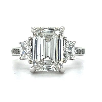 White Gold Lab Grown Emerald-Cut Center Stone with Trapezoid Side Stone Bridal/Engagement/Wedding/