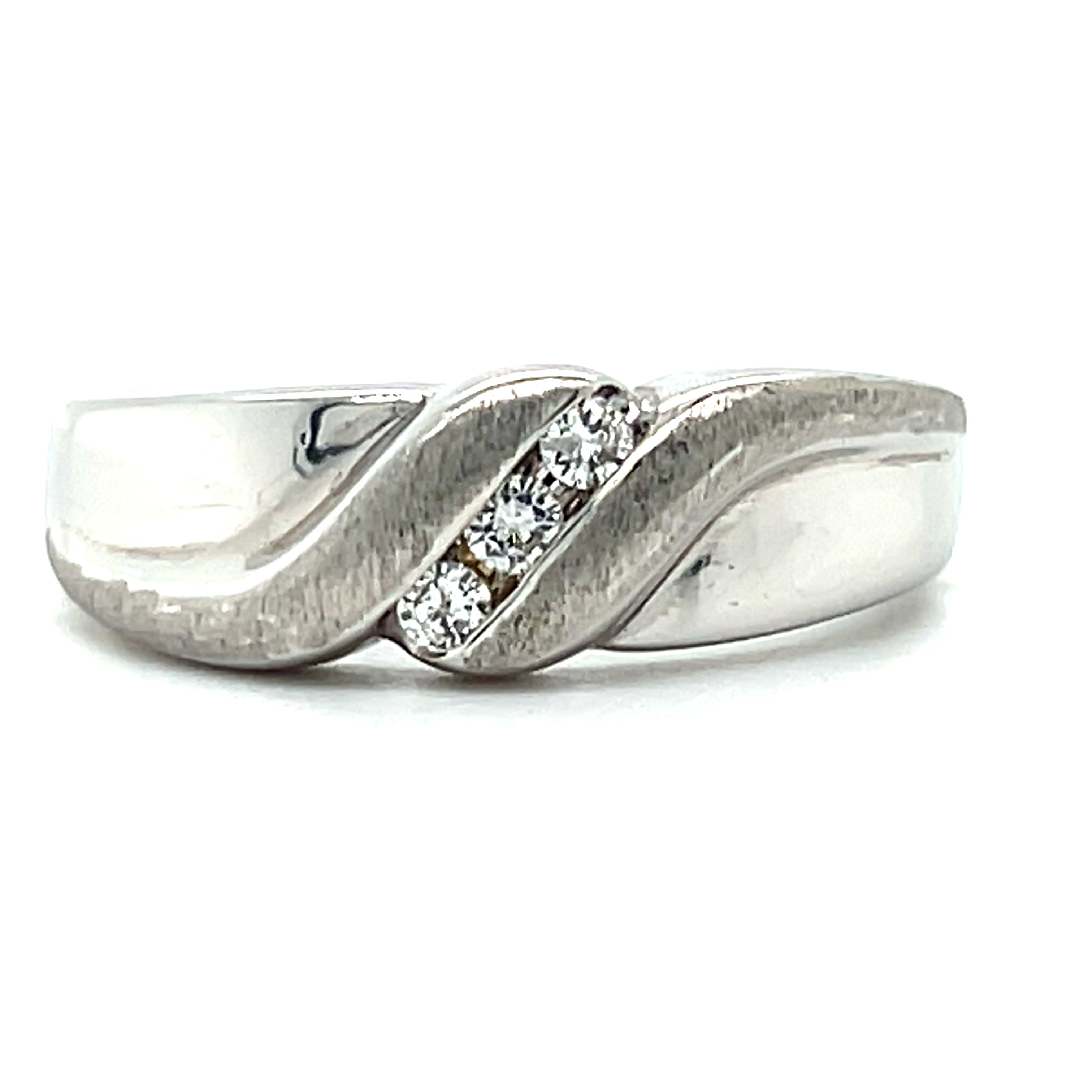 "Major" 14K White Gold .18ct Diamond Men's Wedding Band with Polish and Brushed Finish