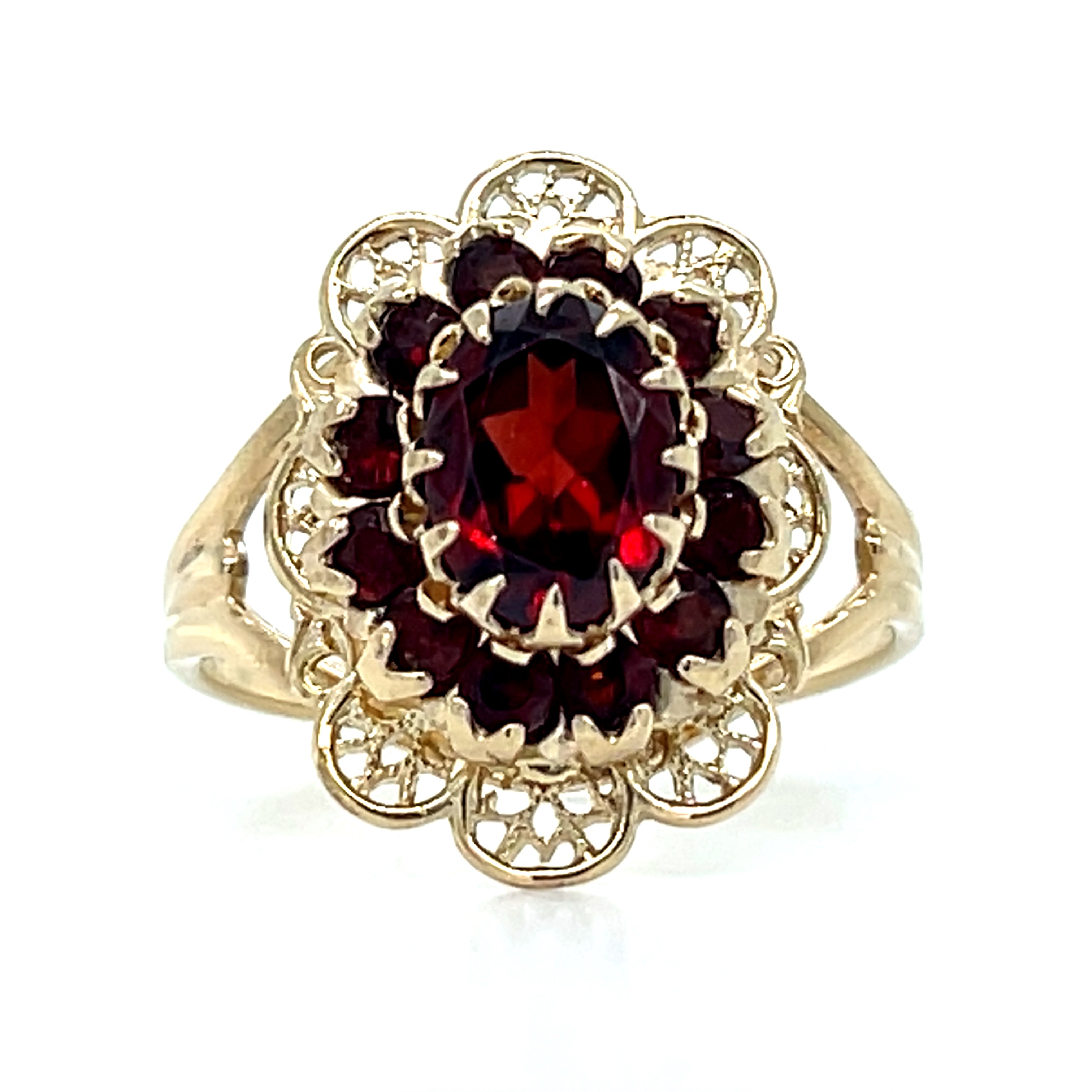 "Analee" 10K Yellow Gold 8x6mm Oval Garnet Floral Filigree Ring Estate