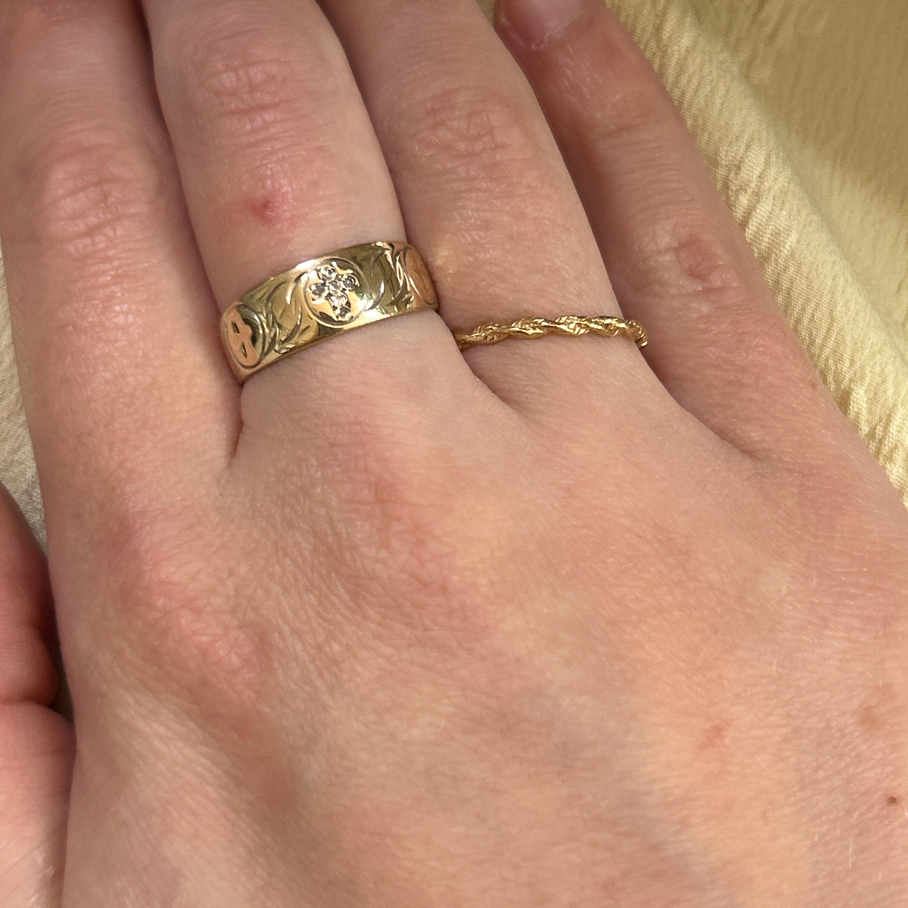 "Brady" 14K Yellow Gold Wedding Band Estate