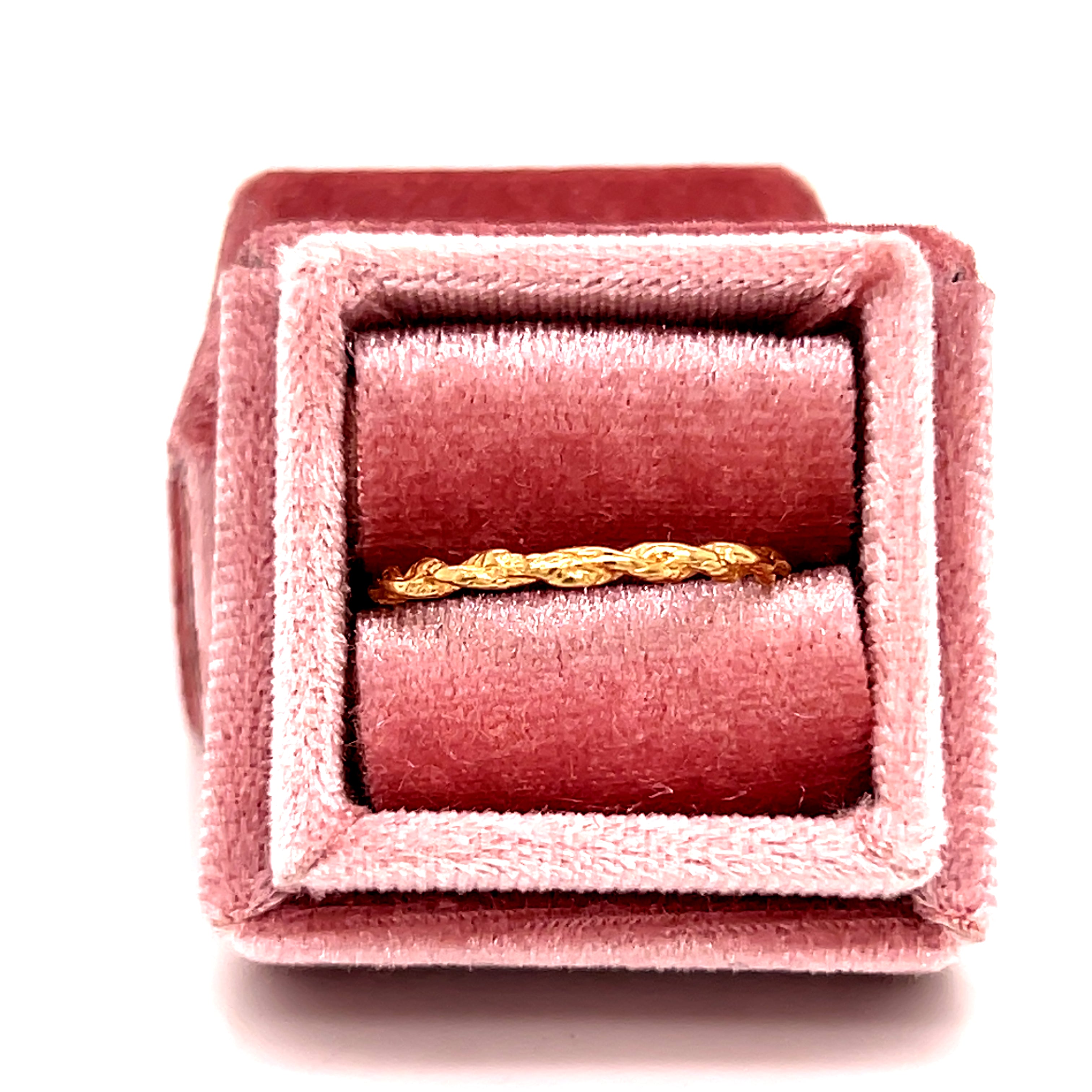 "Brady" 14K Yellow Gold Wedding Band Estate