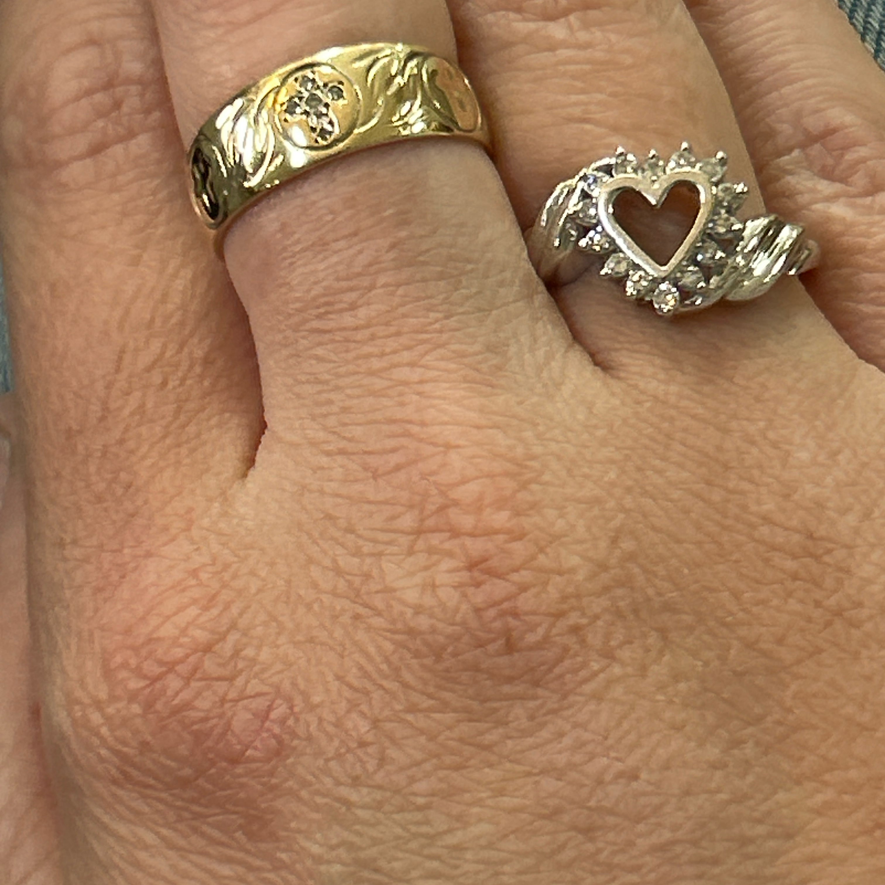 "Coretta" 10K White Gold 0.21CTW Diamond Heart Ring Estate