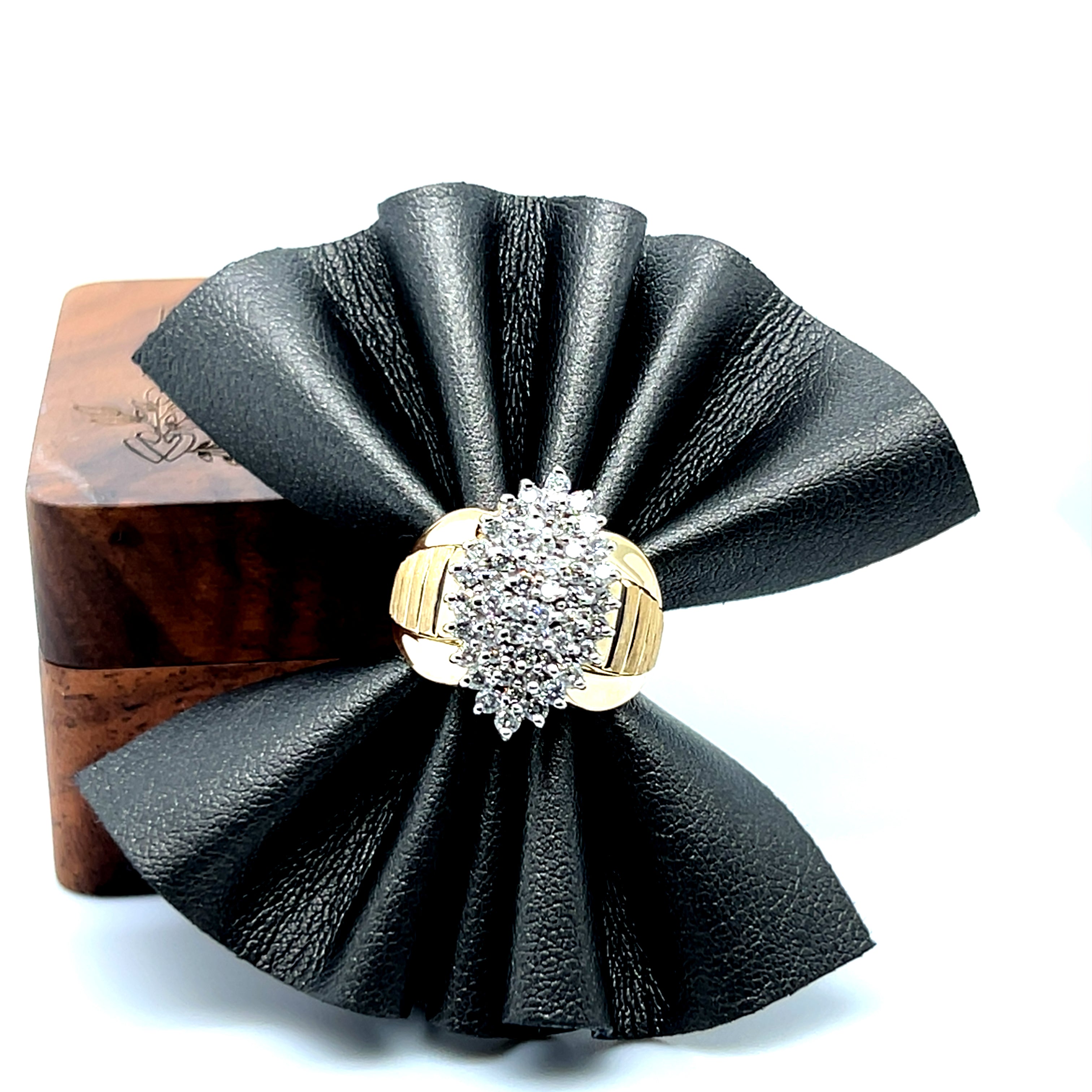 "Dorinda" 10K Yellow Gold ~1.00ct Diamond Cluster Ring (Estate)