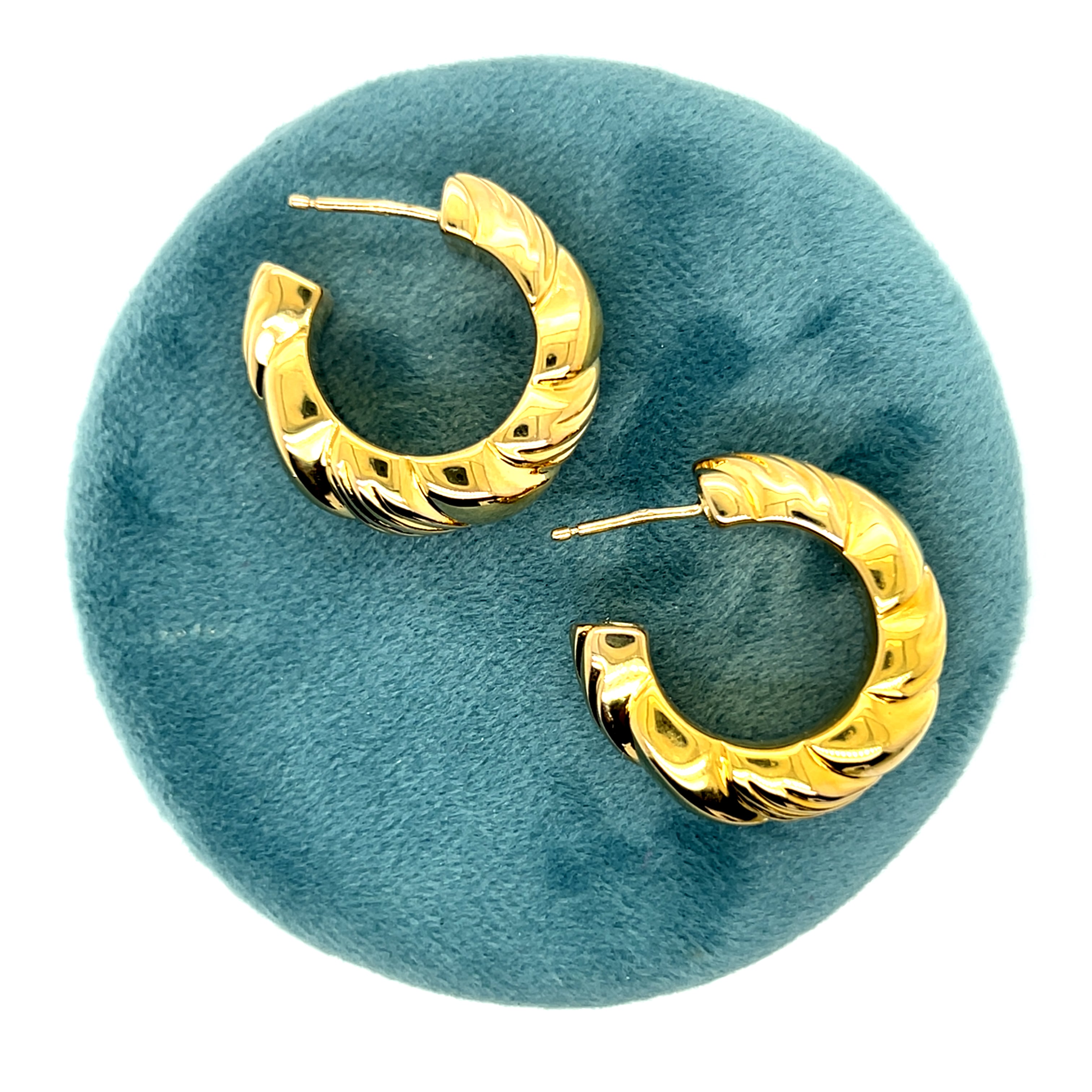 "Larissa" 14K Yellow Gold Hoop Earrings Estate LOI1124