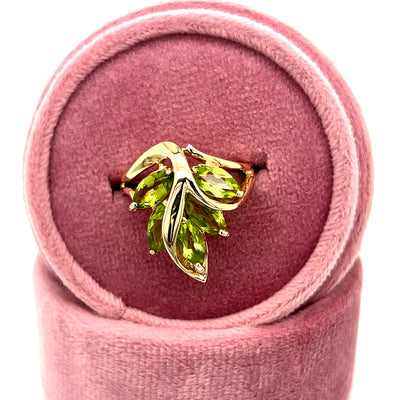 "Laurel" 10K Yellow Gold Vintage Peridot Botanical Motif Ring Estate