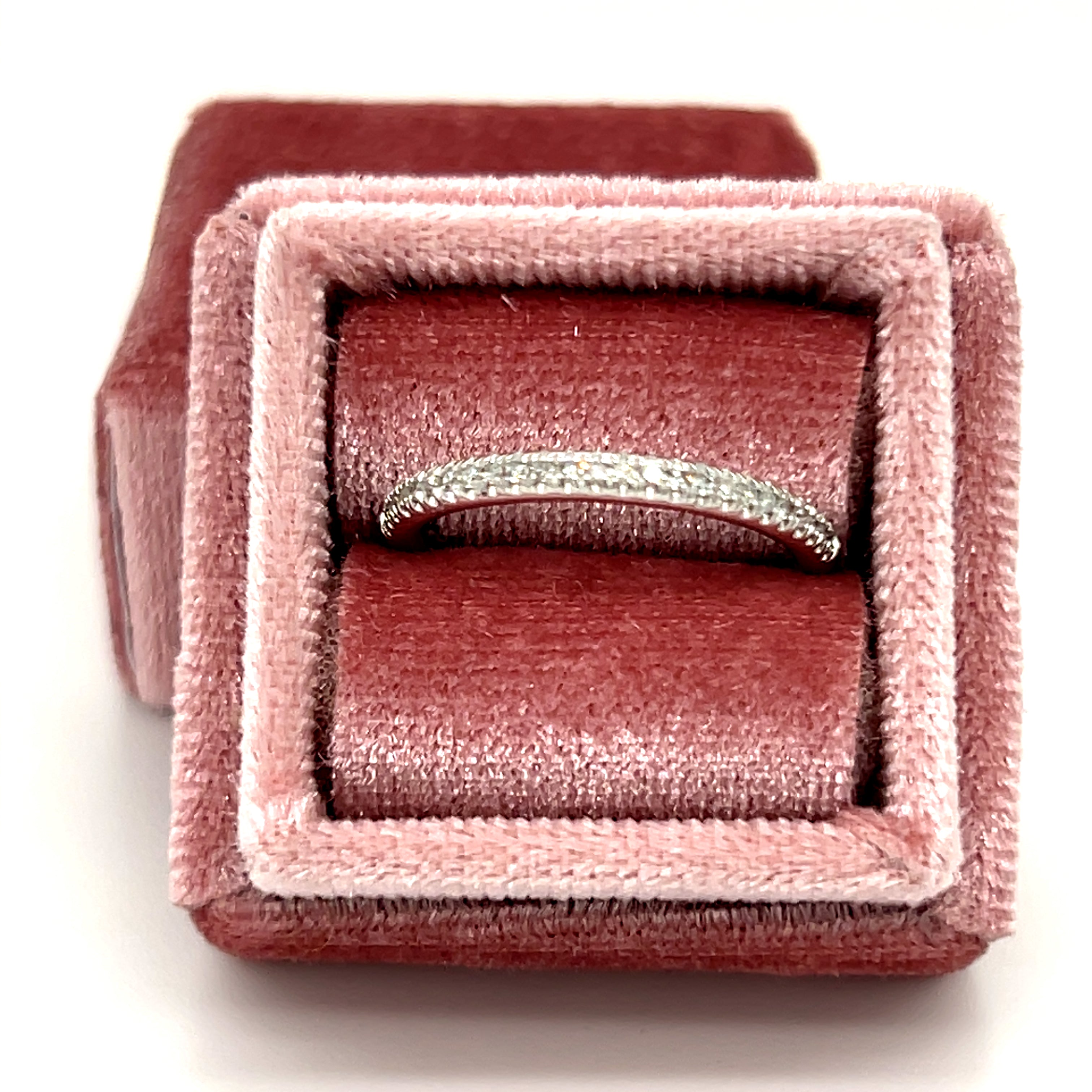 "Marley" 10K White Gold 0.12CTW Diamond Band Ring Estate