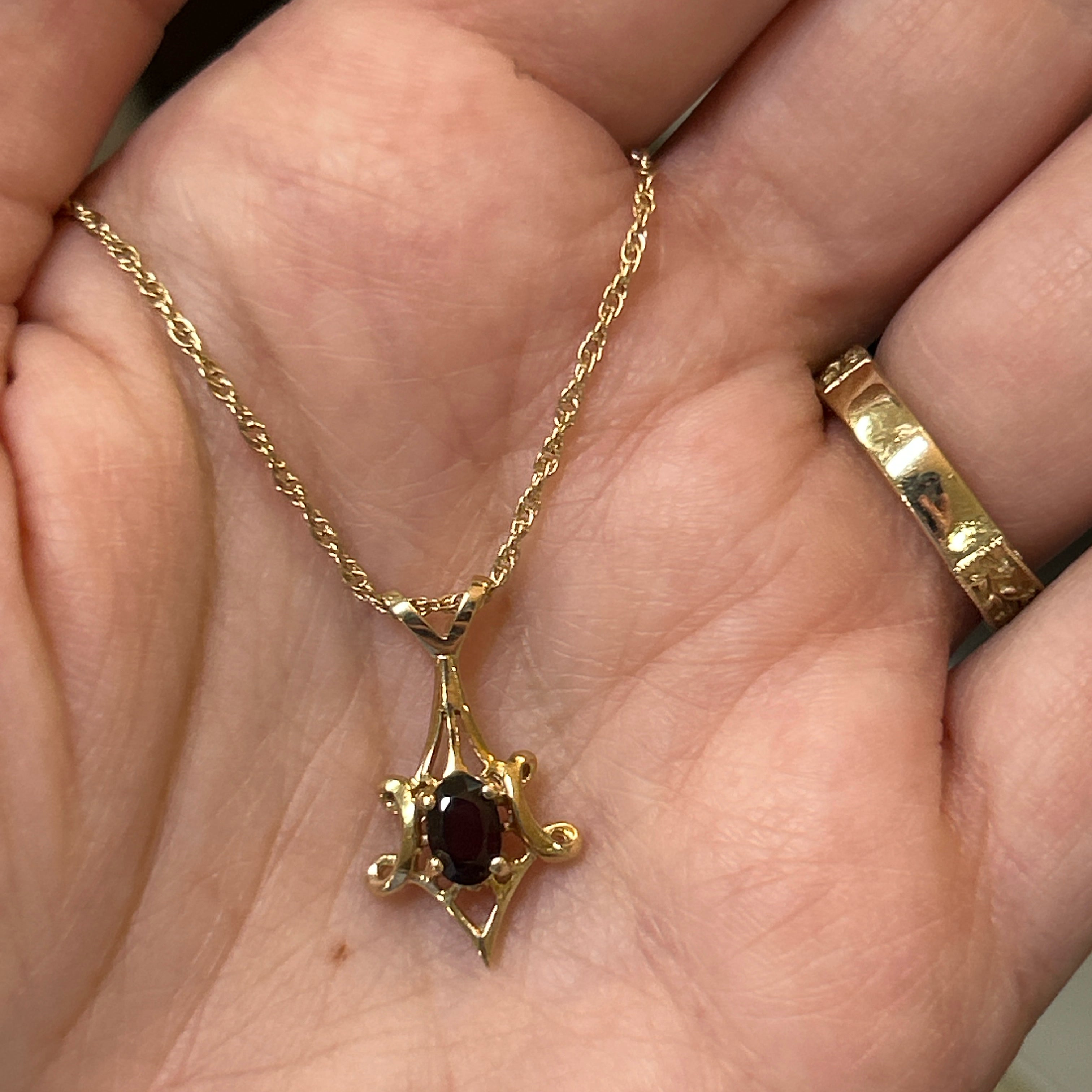 "Morgan" 14K Yellow Gold Oval Garnet Pendant Estate