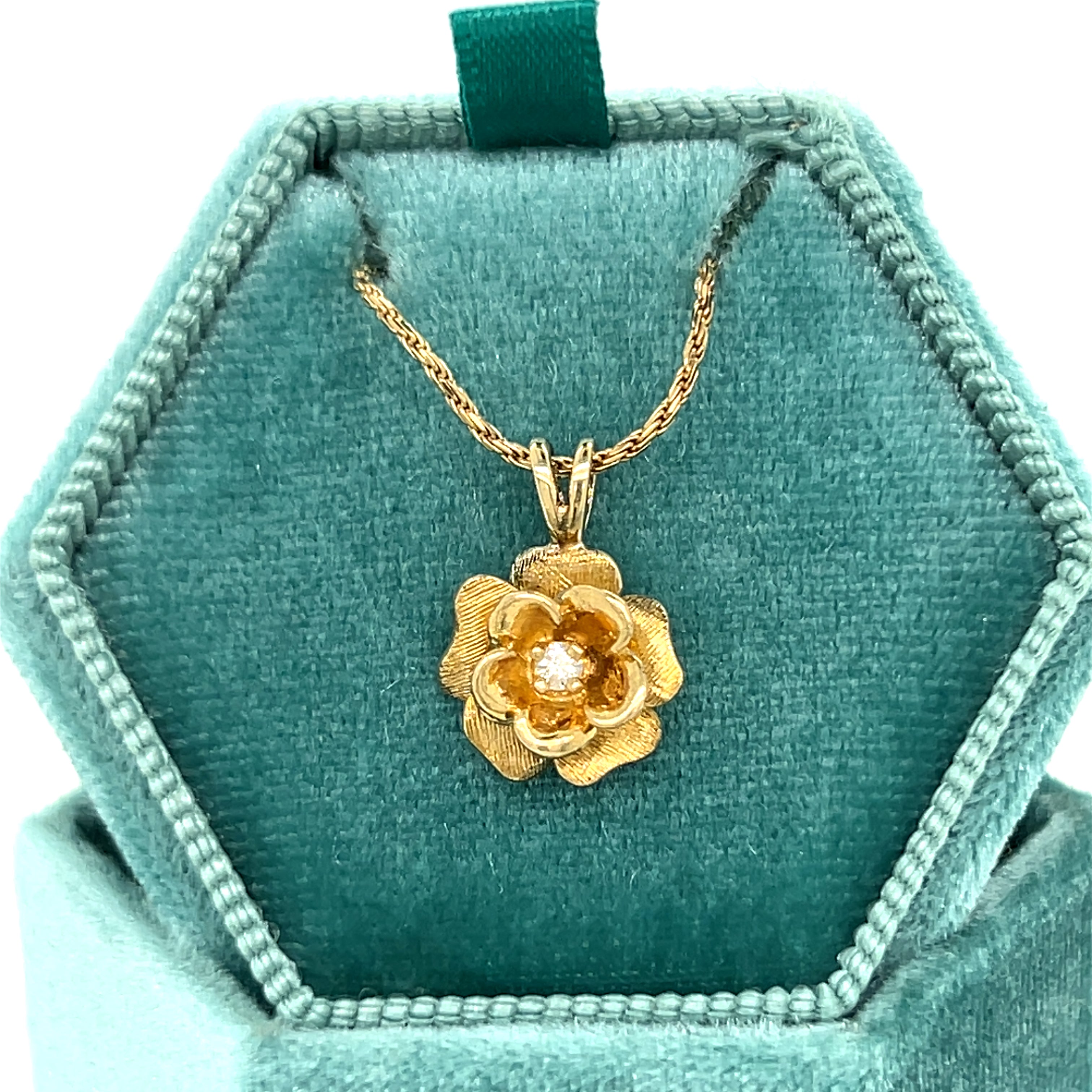 "Petal" 14K Yellow Gold 0.03CT Diamond Flower Pendant Estate