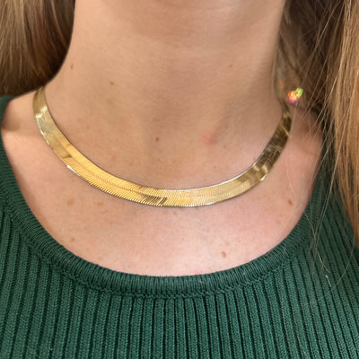 "She" 10K Yellow Gold 17g 8mm Herringbone Chain Necklace 16" PPWBY1125 Estate