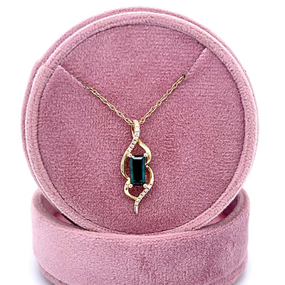 14K Yellow Gold 4x8mm .78CT Green Tourmaline and .056CT (14) Diamond Pendant Necklace