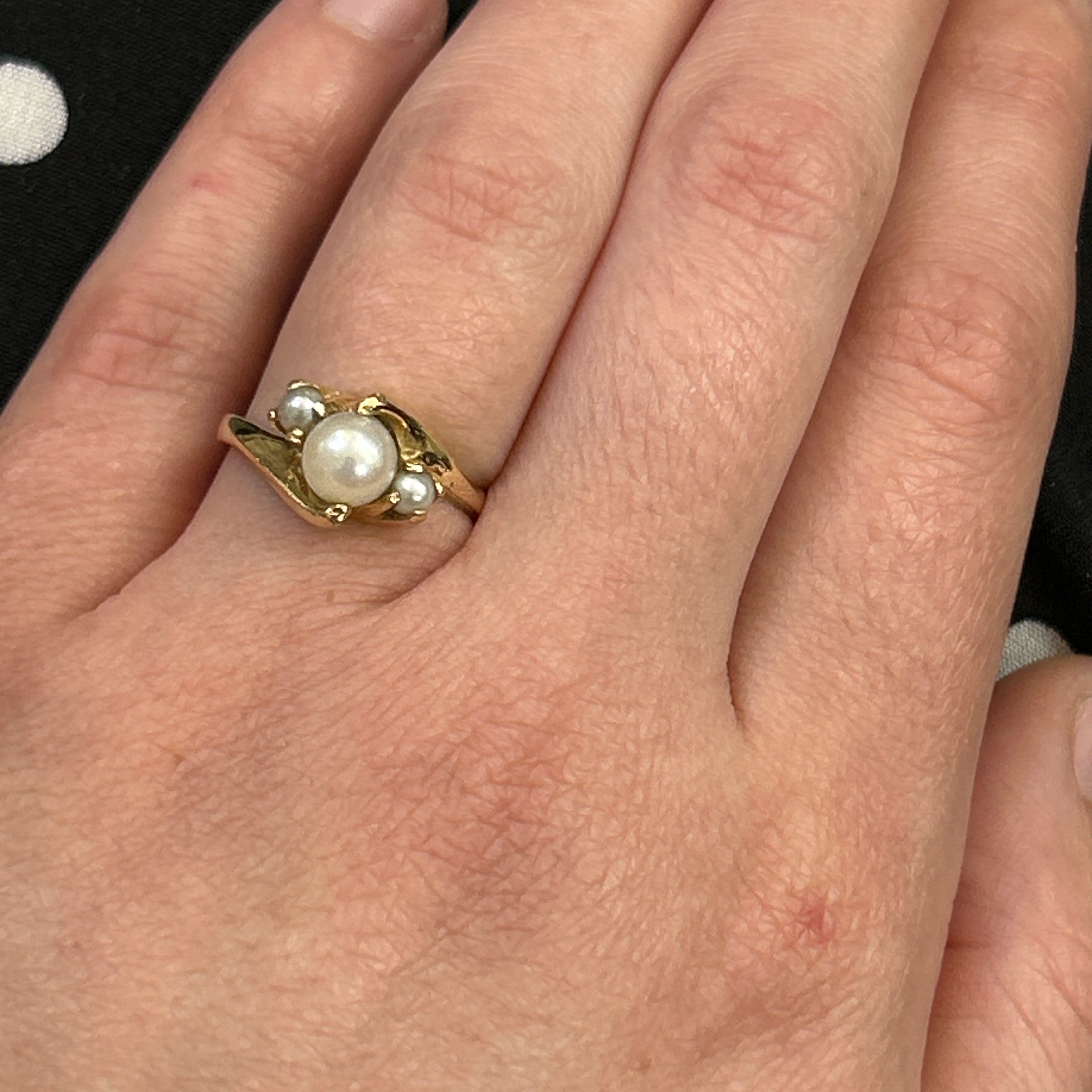 "Zelda" 14K Yellow Gold 6mm 3-Pearl Ring Estate