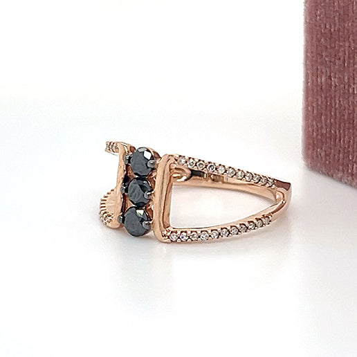 Rose Gold Diamond 3-Stone Ring
